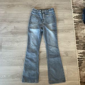 BDG Urban Outfitters Light Wash Vintage Flare Jeans size 27